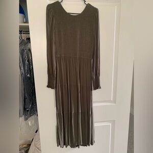 Elegant Long Sleeve Olive Green Dress